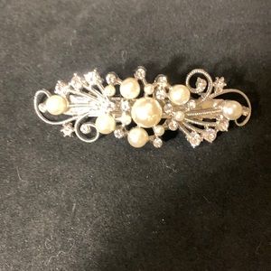 Fashion hair clip.